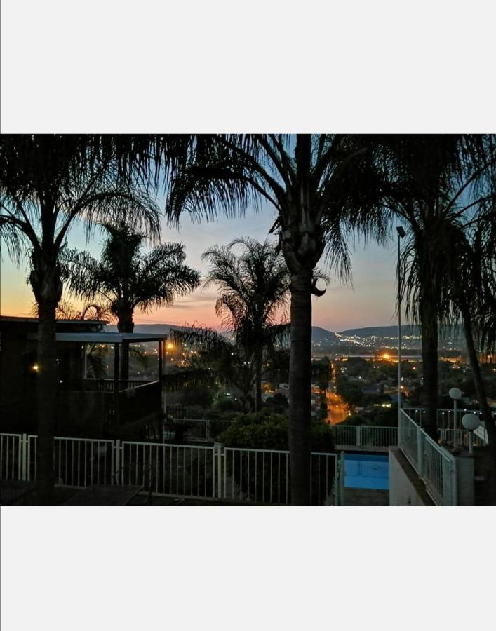 Palm View Guest House 프레토리아 외부 사진