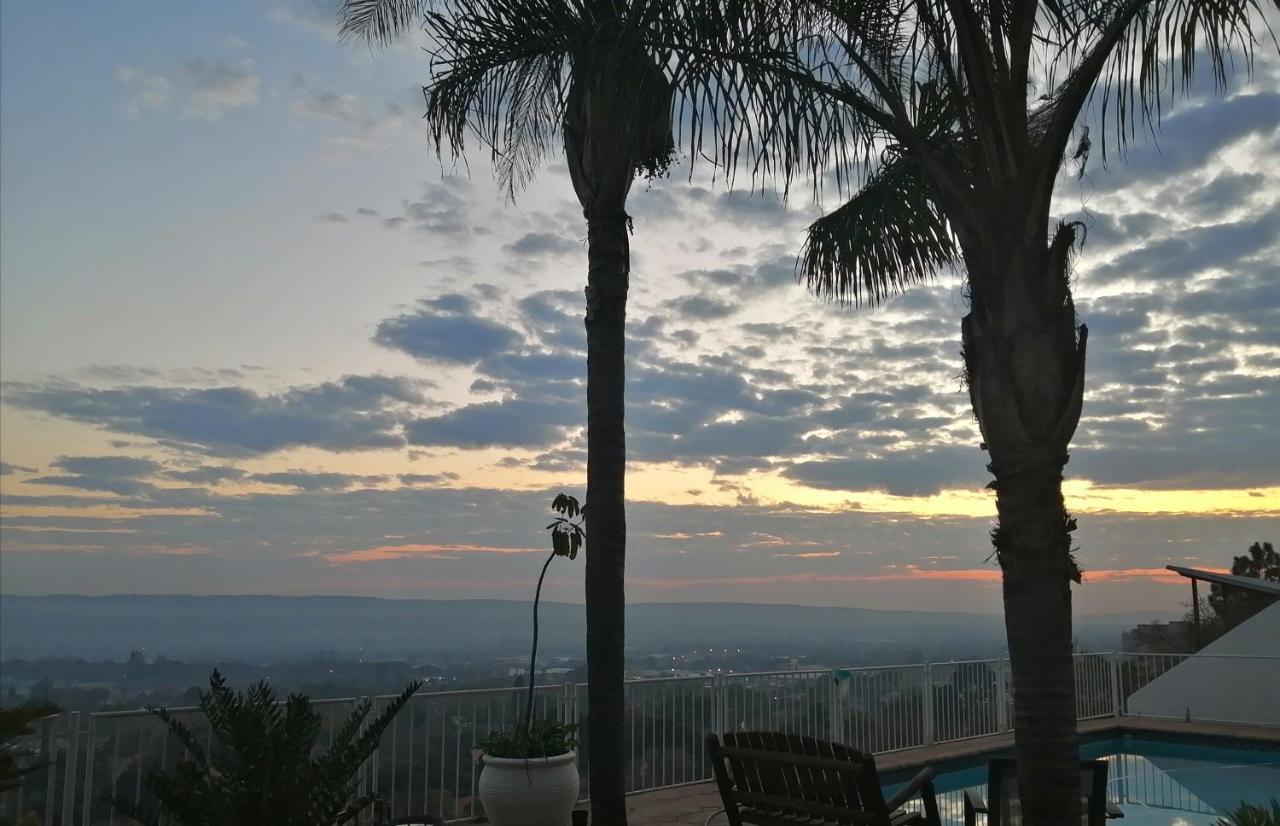Palm View Guest House 프레토리아 외부 사진