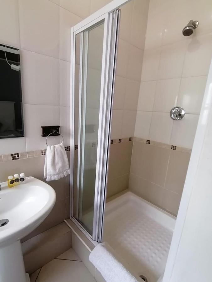 Palm View Guest House 프레토리아 외부 사진