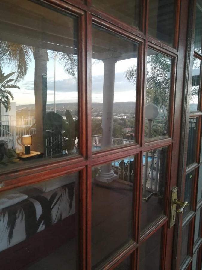 Palm View Guest House 프레토리아 외부 사진